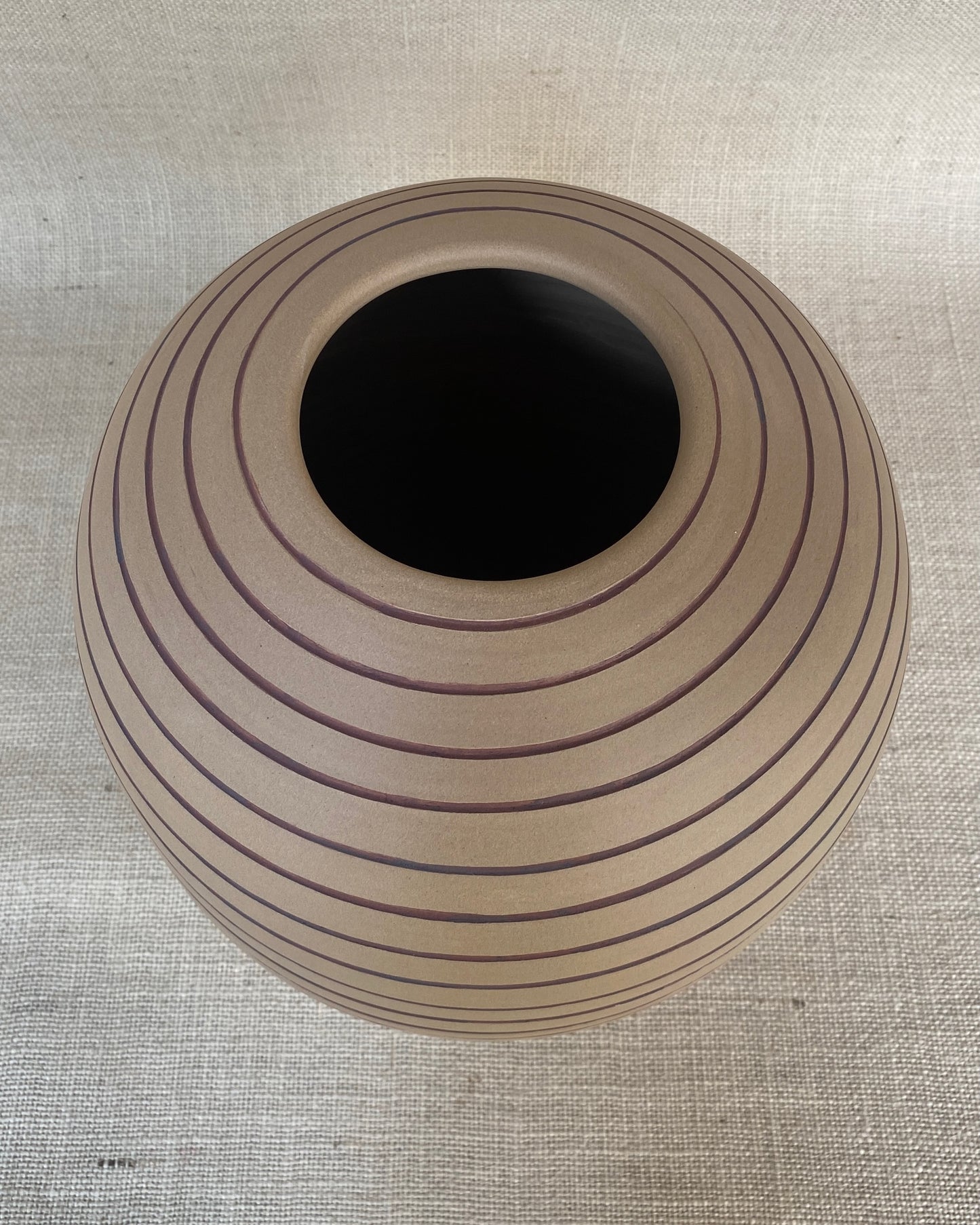 Bounty Vase | 08